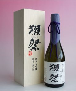 獺祭(だっさい) 純米大吟醸 磨き二割三分 木箱入り [ 日本酒 山口県 720ml ] [ギフトBox入り]